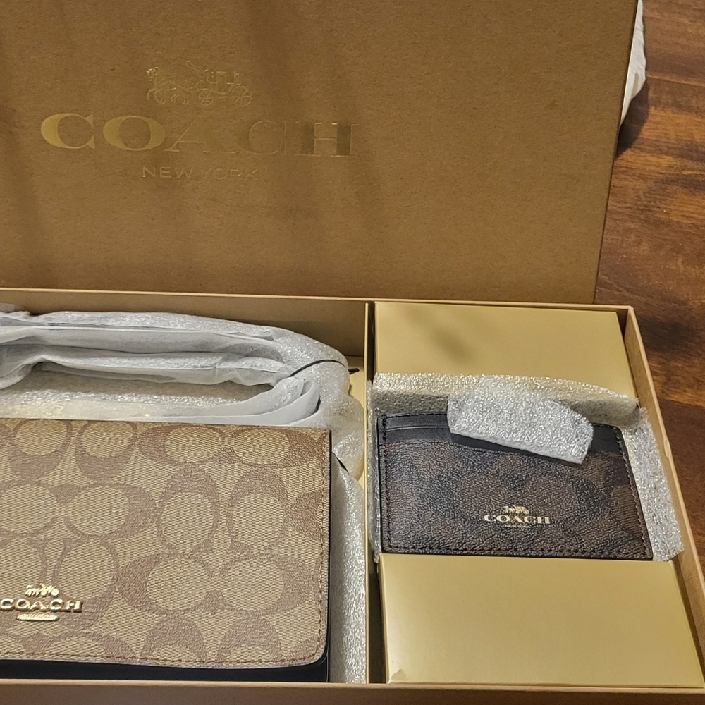 Coach Boxed Anna Foldover Clutch Crossbody And Card Case Set